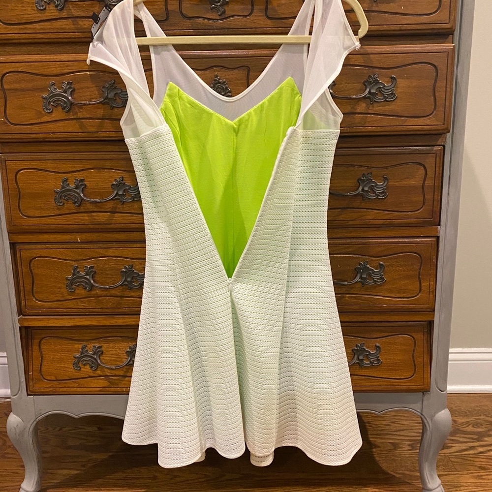 Dress - Picture 3 of 3